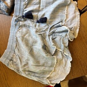 Vineyard Vines Light Blue Elastic Waist Shorts